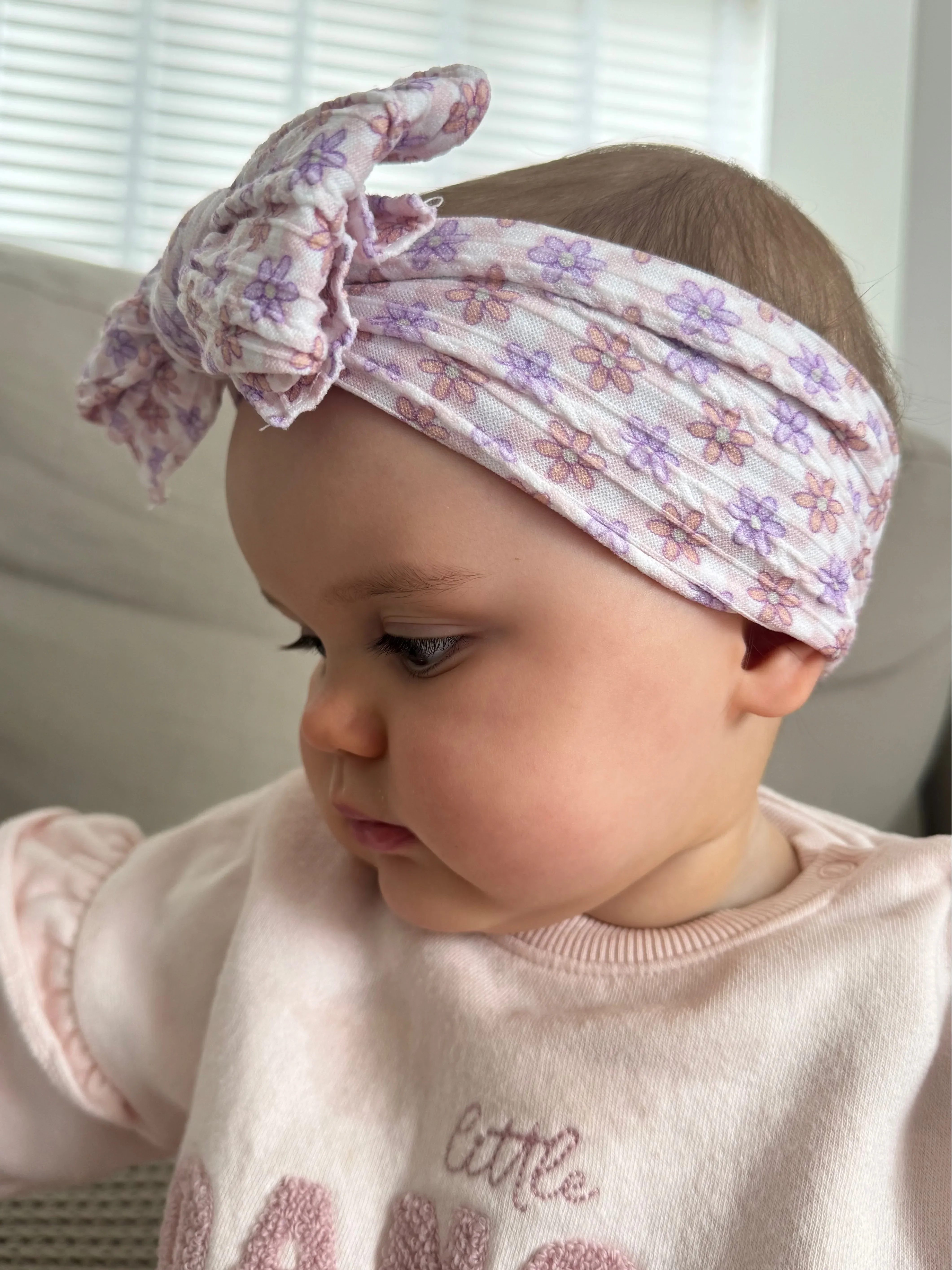 Retro Gingham Daisy Pattern Larger Bow Cable Knit Headband - Image 4
