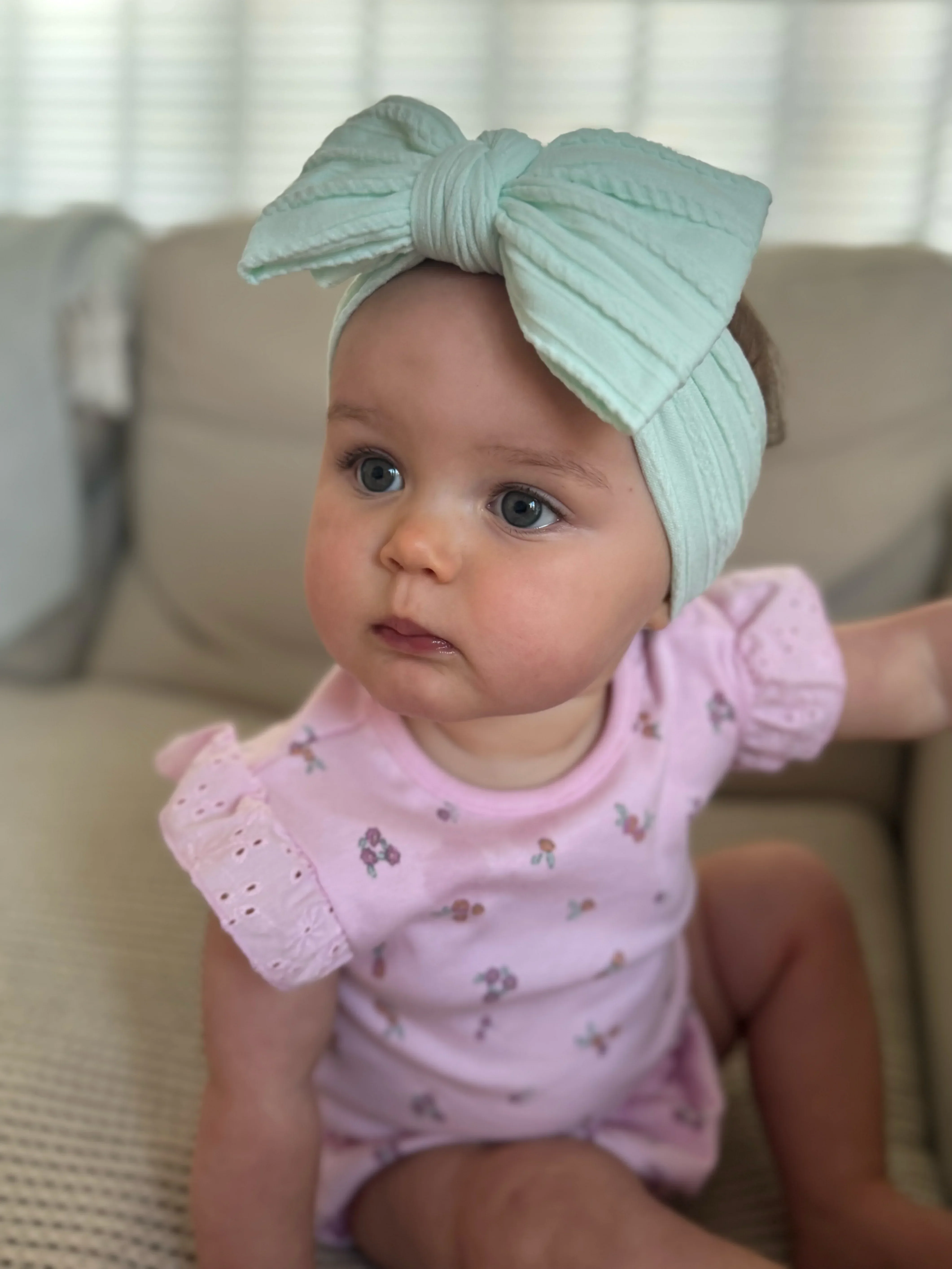 Light Aqua Green Larger Bow Cable Knit Headband - Image 5