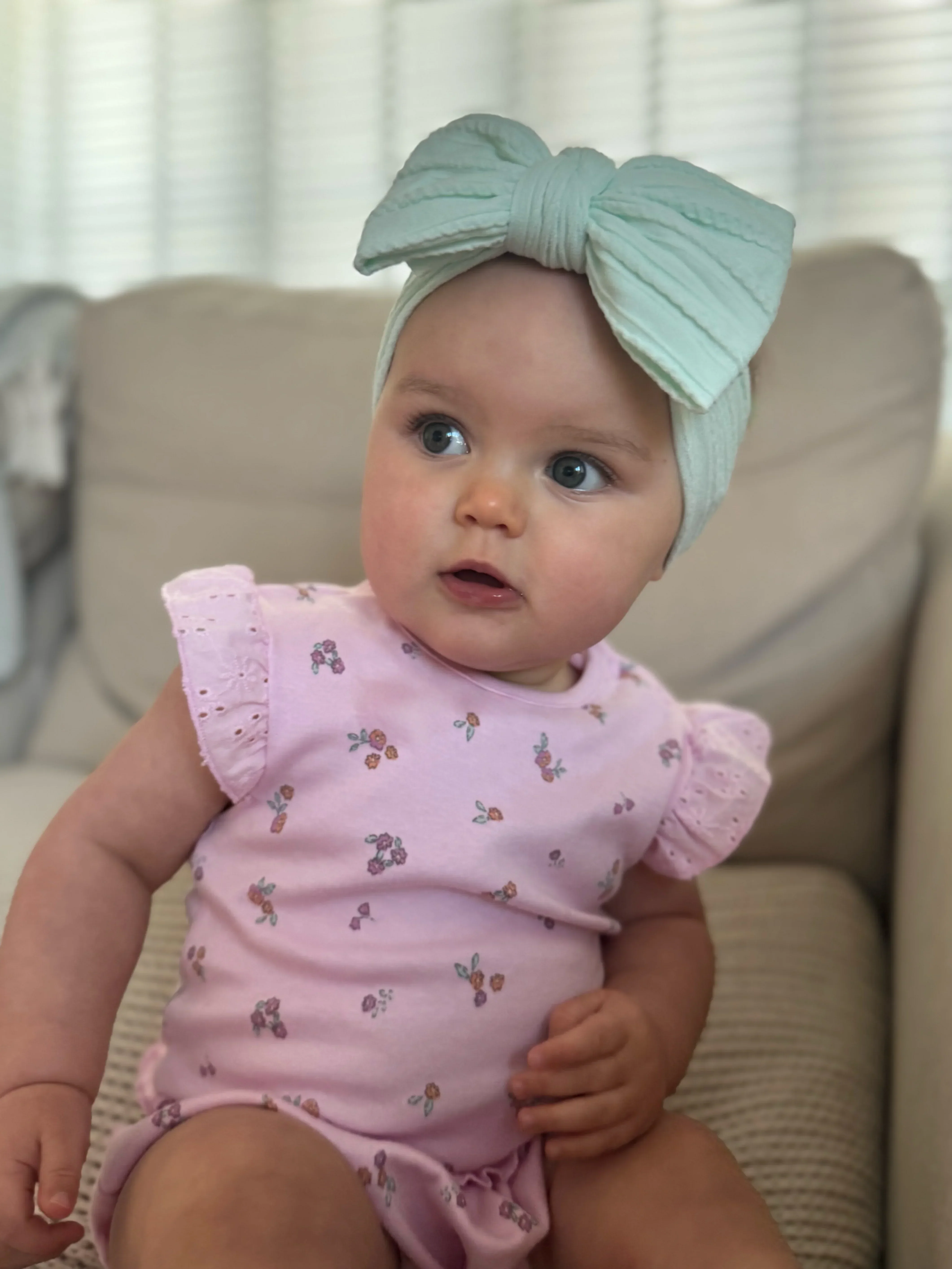 Light Aqua Green Larger Bow Cable Knit Headband - Image 7