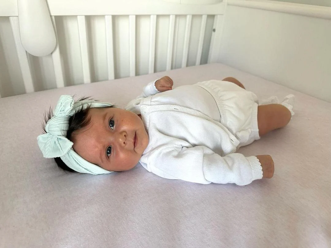 Light Aqua Green Smaller Bow Cable Knit Headband - Image 3