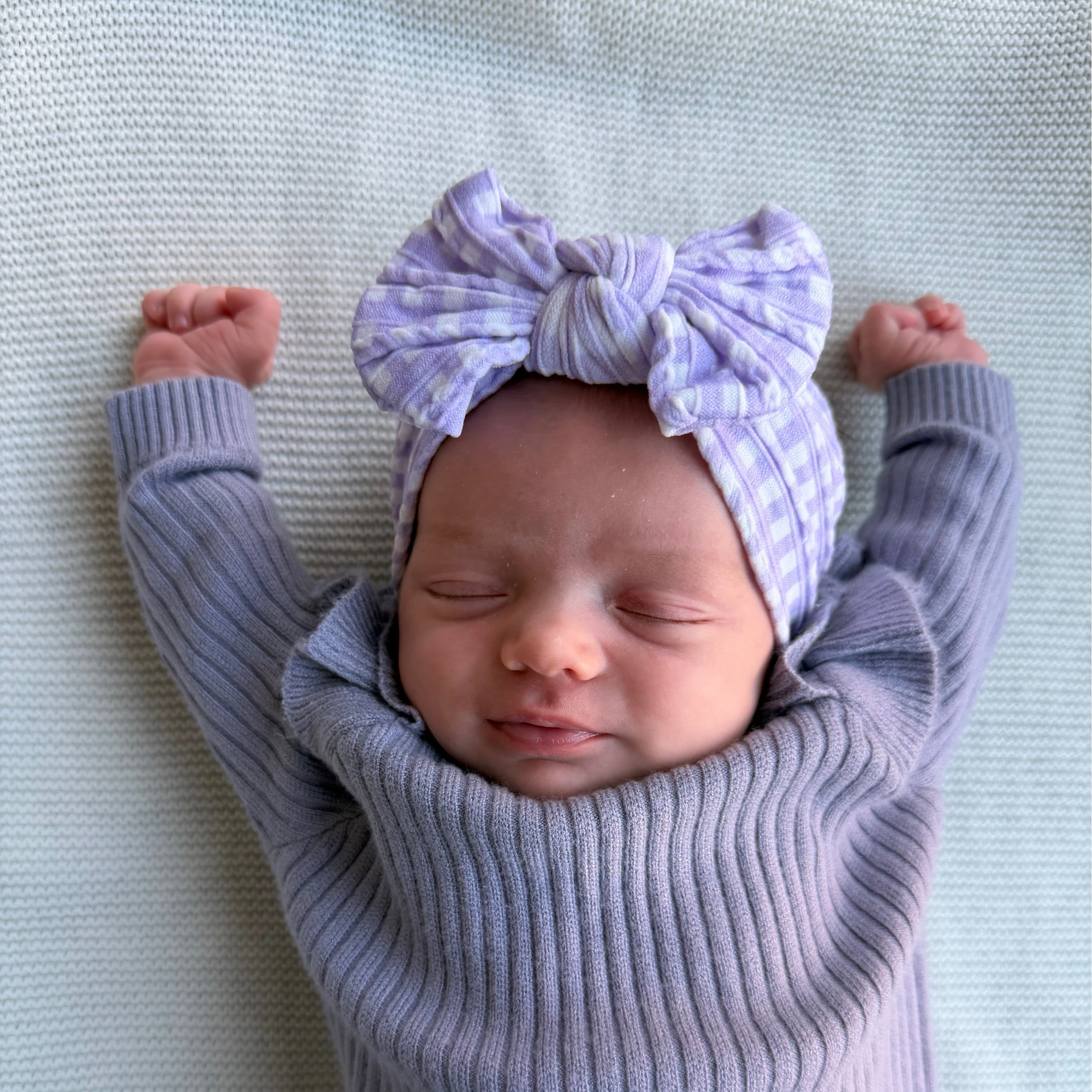 Lilac Gingham Pattern Smaller Bow Cable Knit Headband
