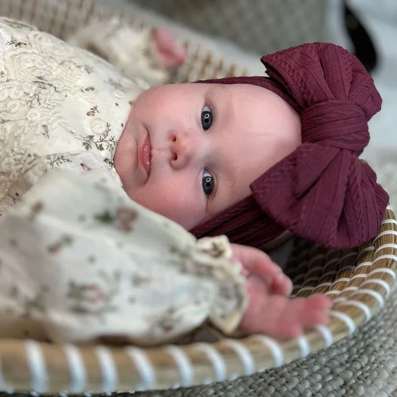 Burgundy / Maroon Larger Bow Cable Knit Headband - Image 3