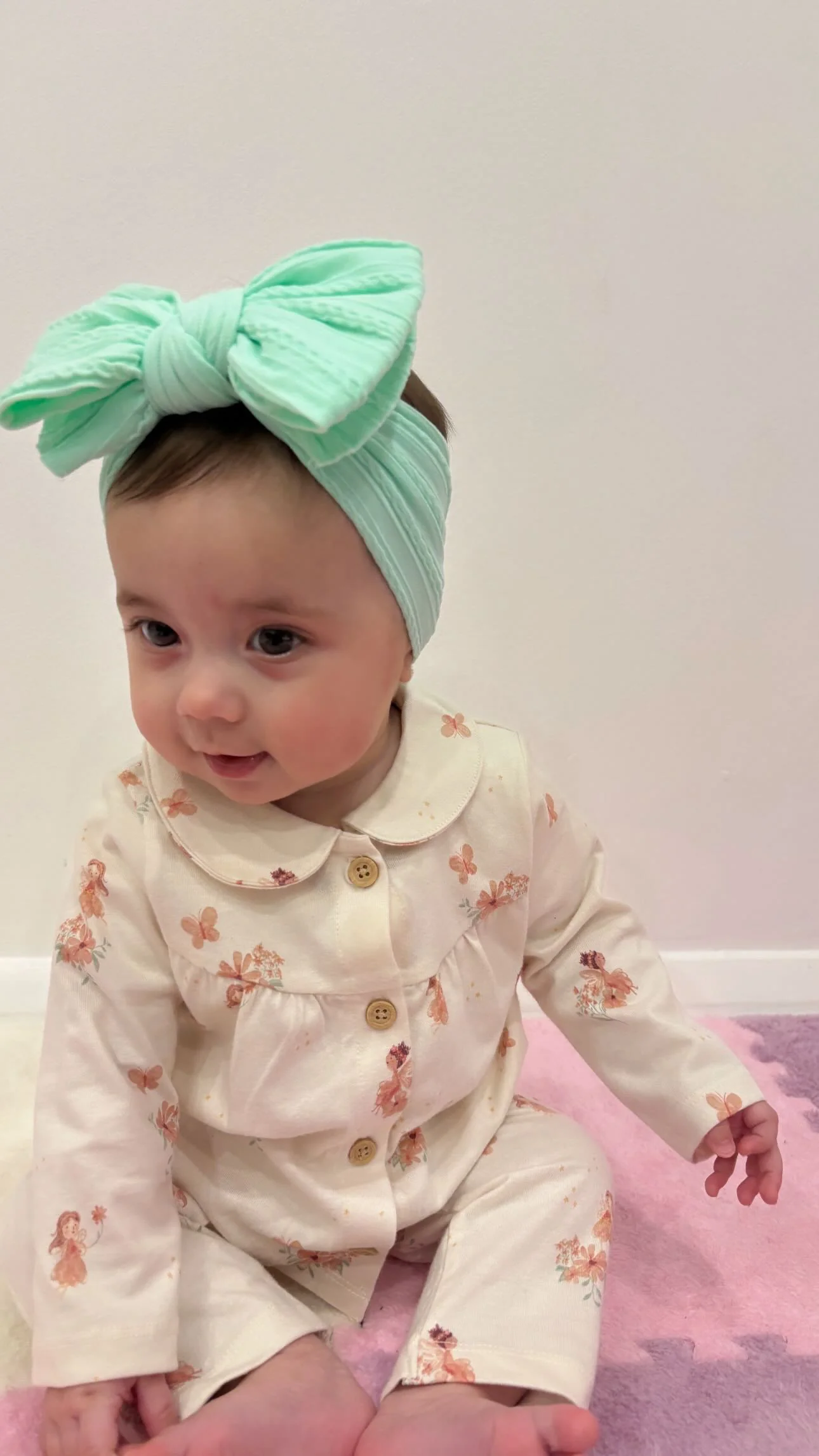 Mint Green Larger Bow Cable Knit Headband - Image 3