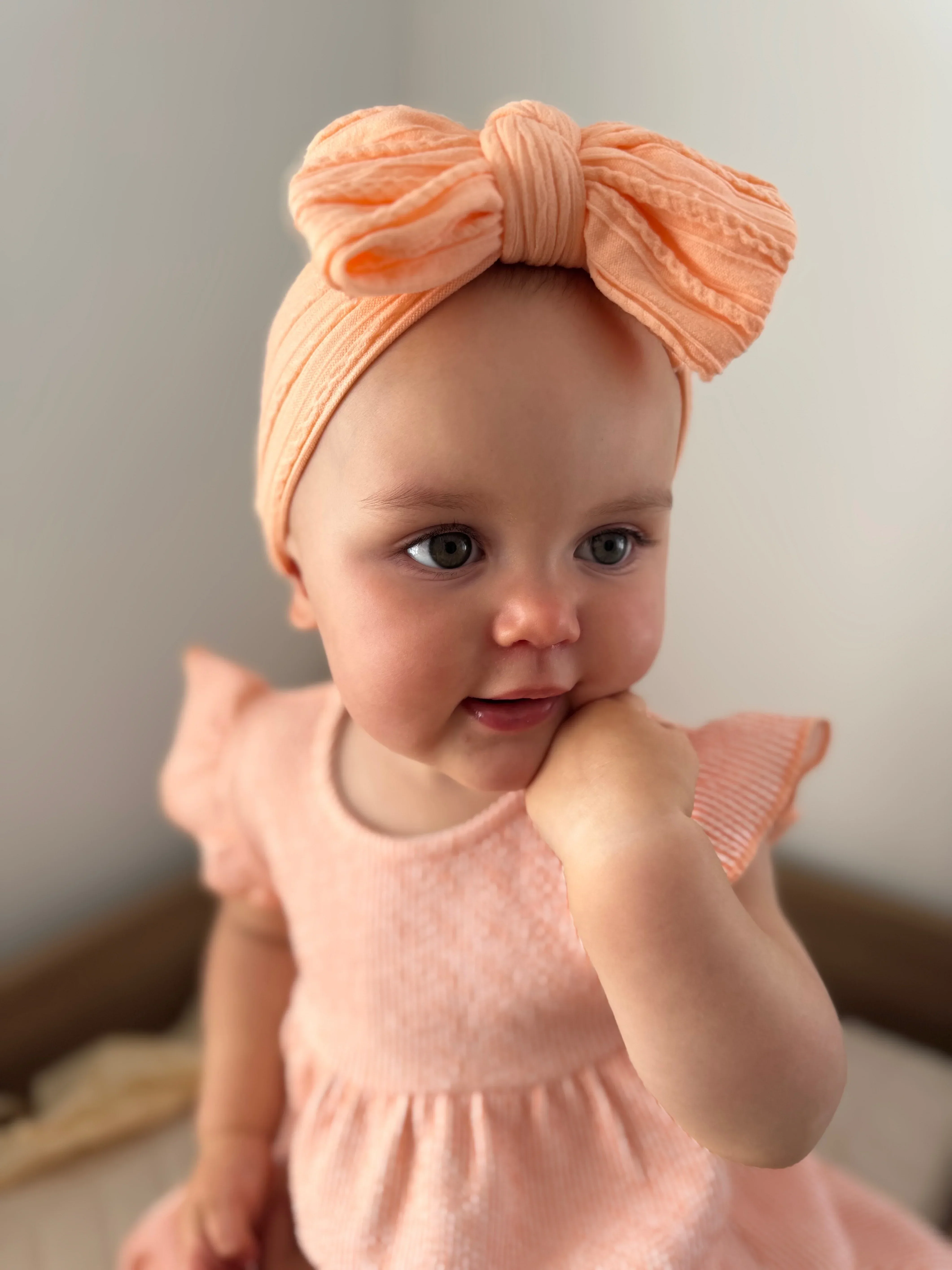 Peach Larger Bow Cable Knit Headband - Image 3