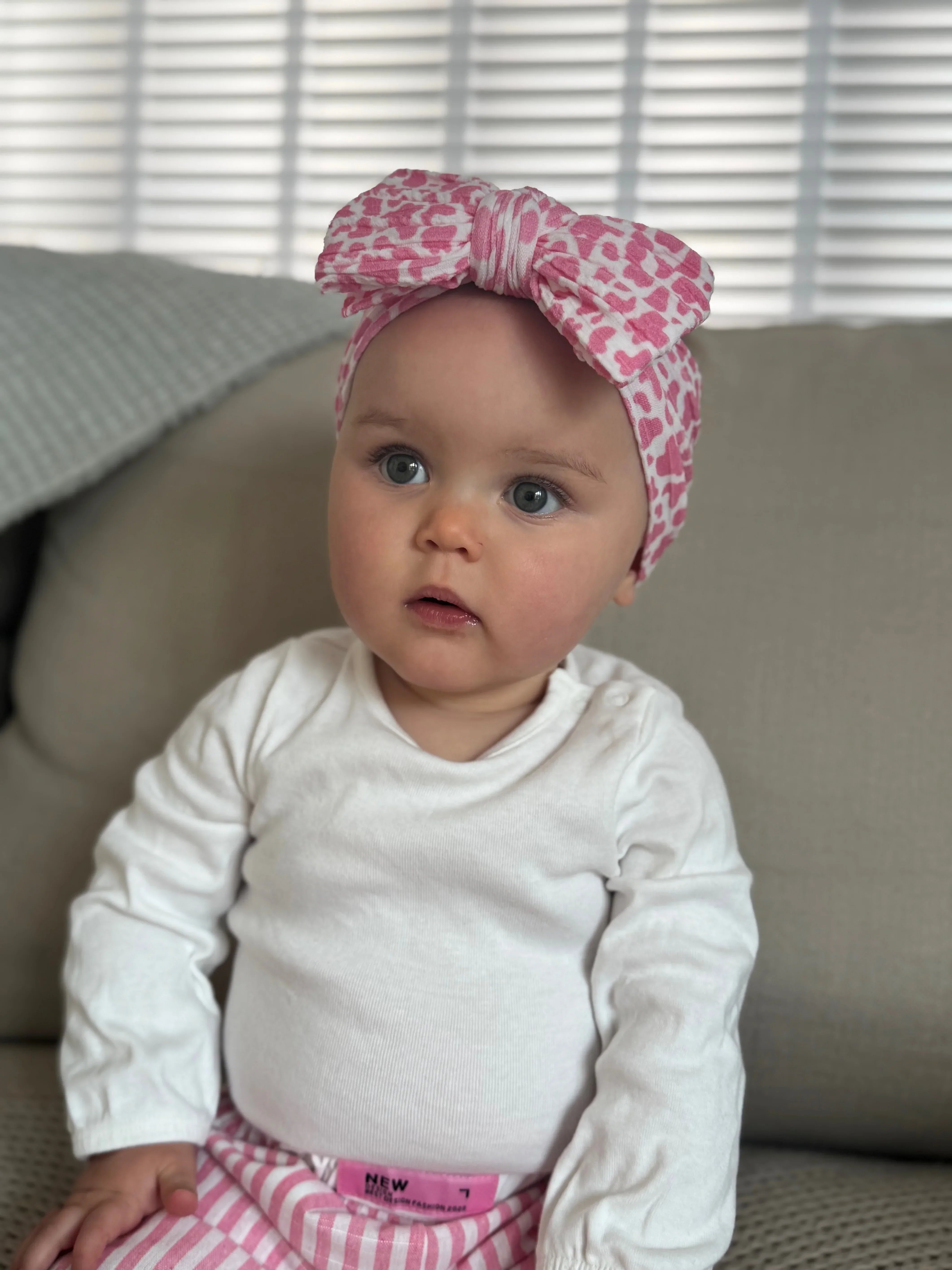 Pink Cow Pattern Larger Bow Cable Knit Headband - Image 6