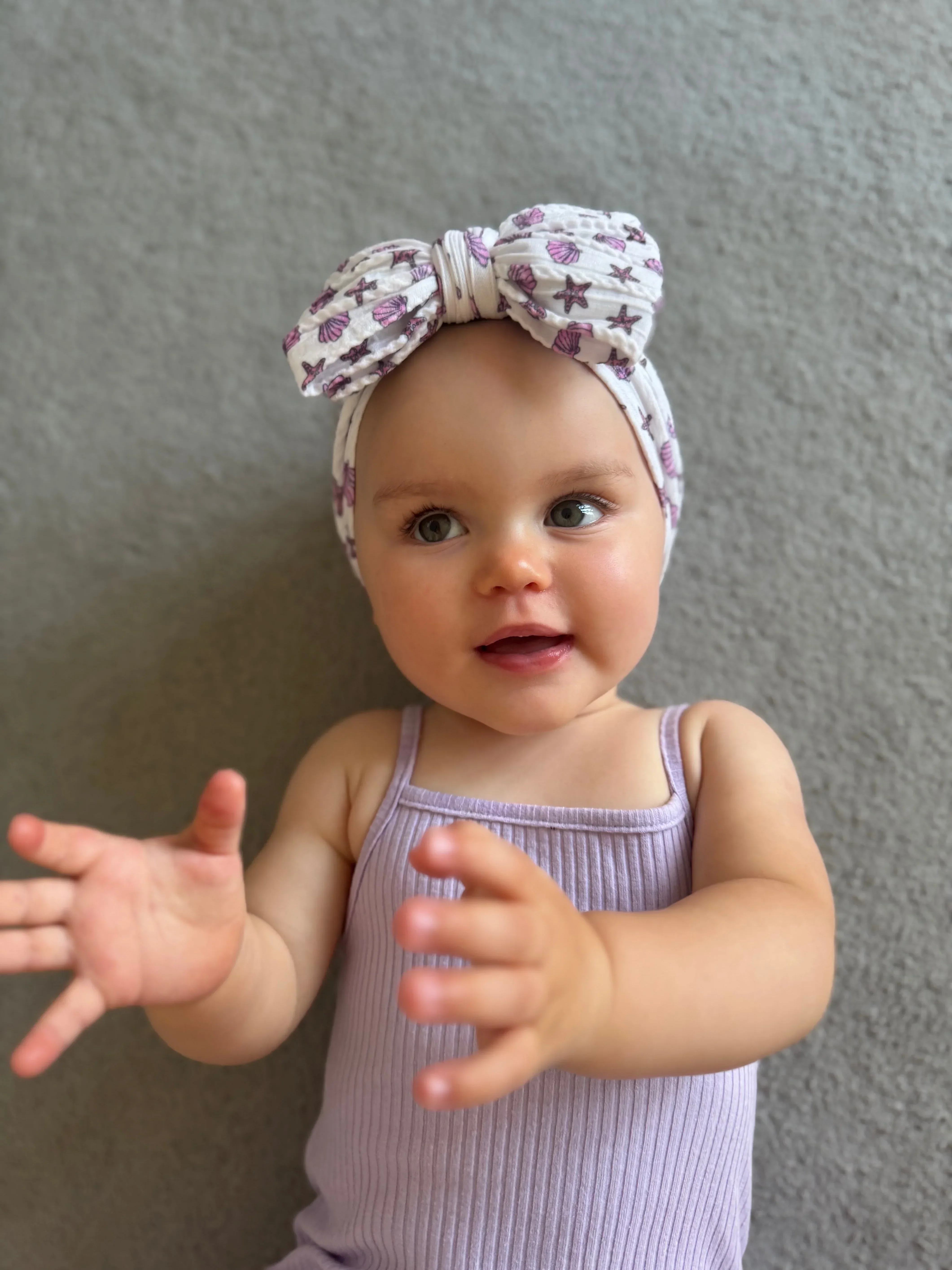 Sea Shells Larger Bow Cable Knit Headband - Image 4