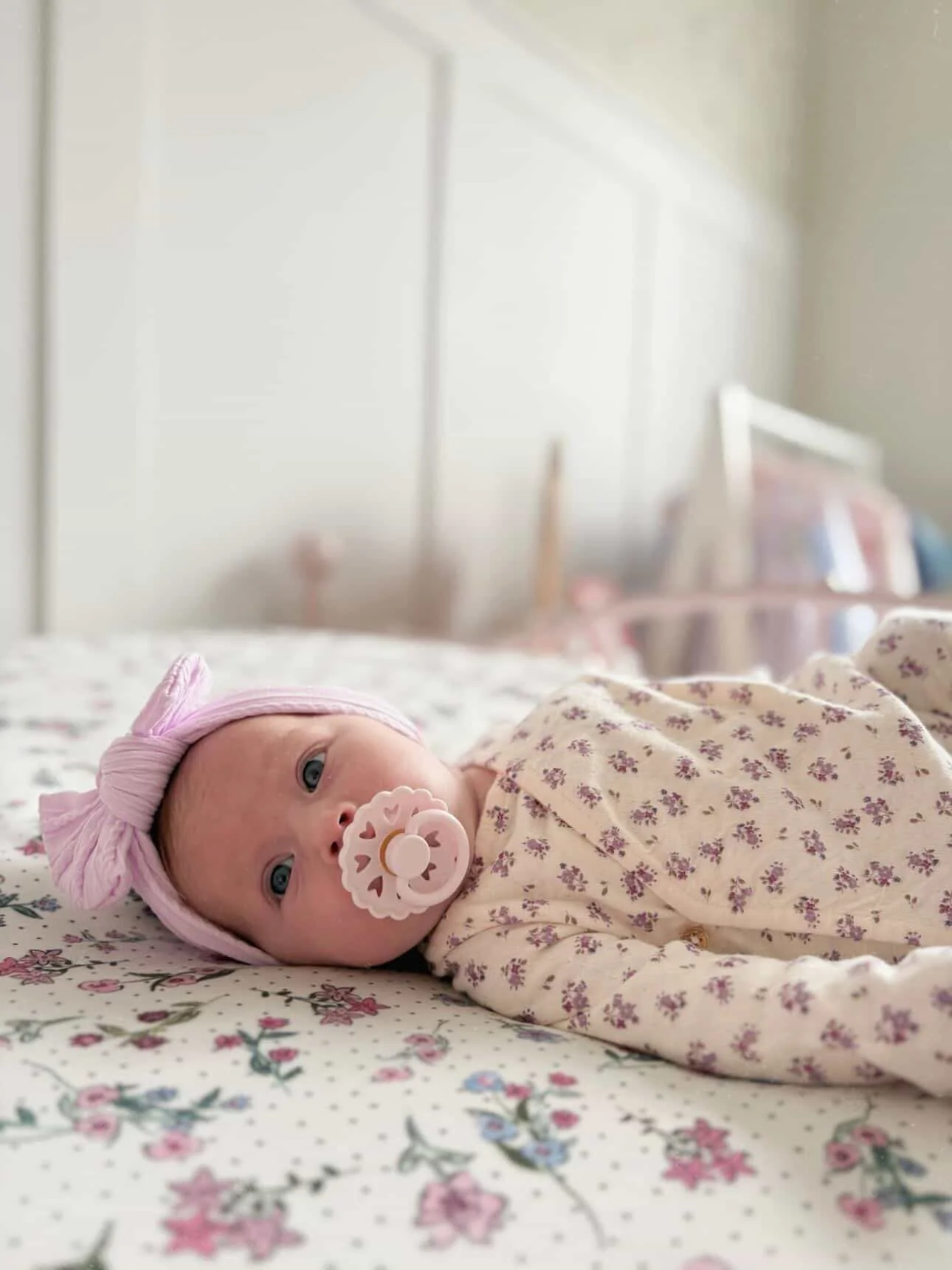 Violet Smaller Bow Cable Knit Headband - Image 3
