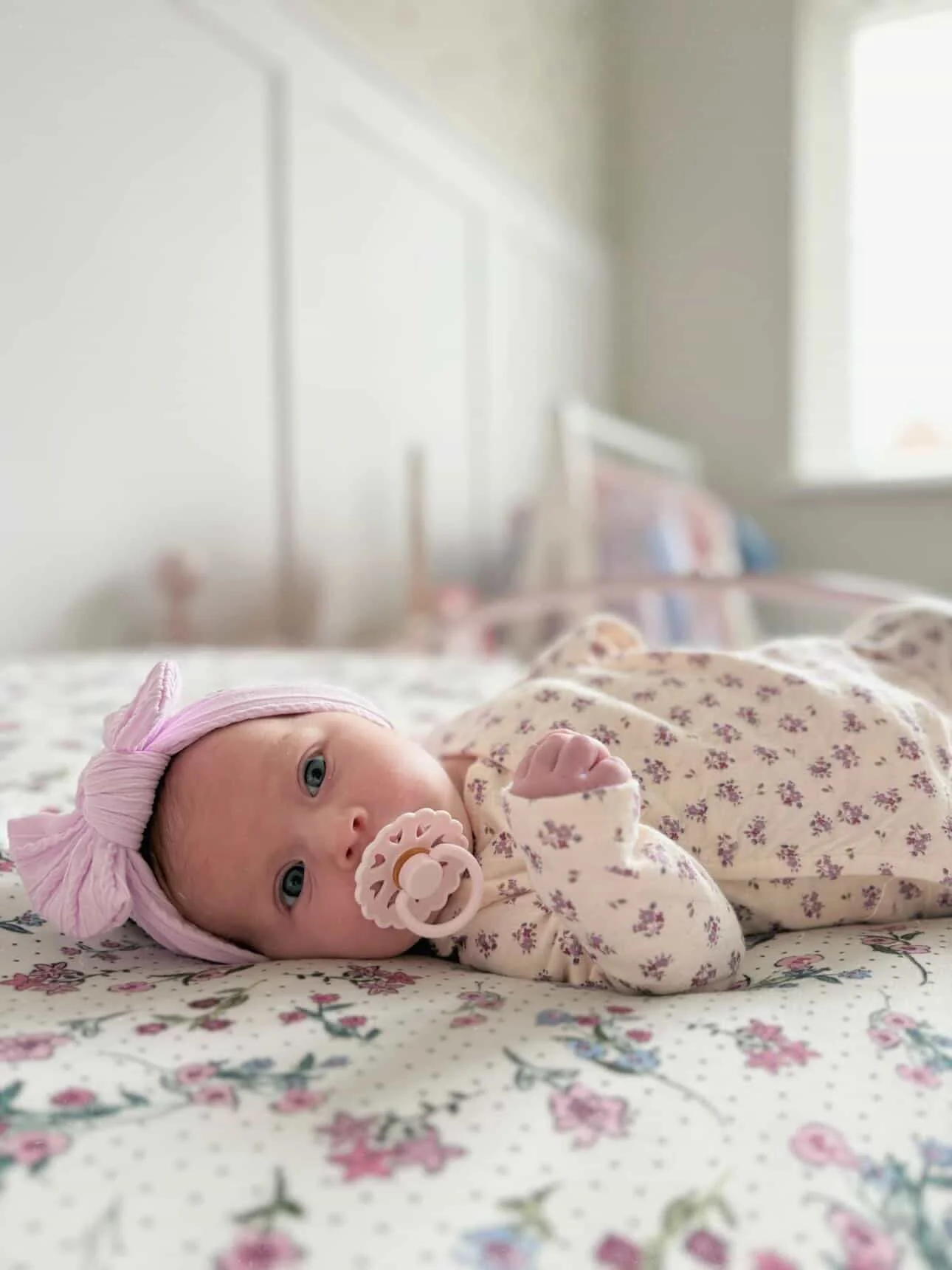 Violet Smaller Bow Cable Knit Headband - Image 4